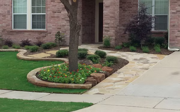 Stone Borders, Retaining Walls & Patios
